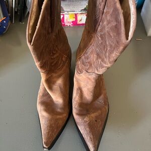 Unk Tan Leather Heeled Boots
